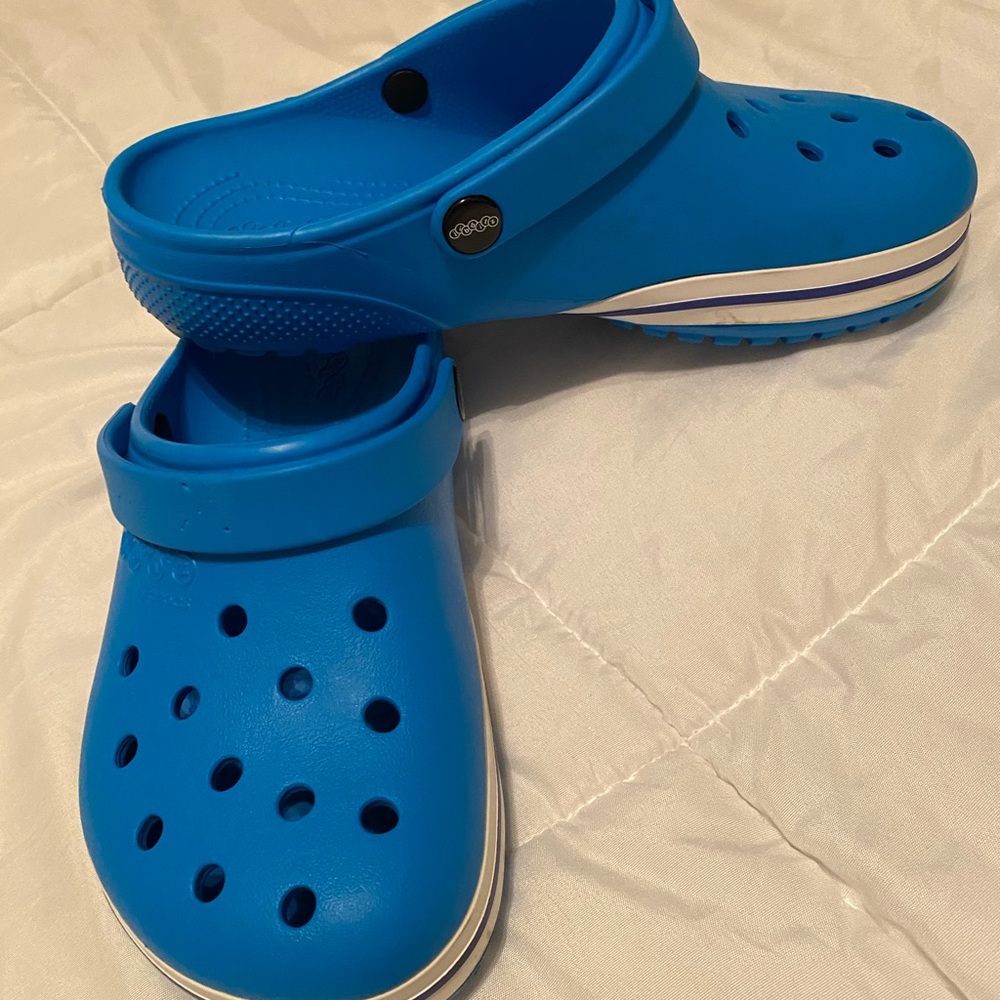 Crocs